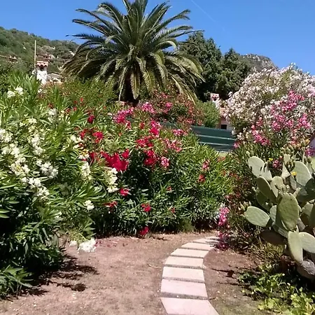 Facile Bed and breakfast 3*